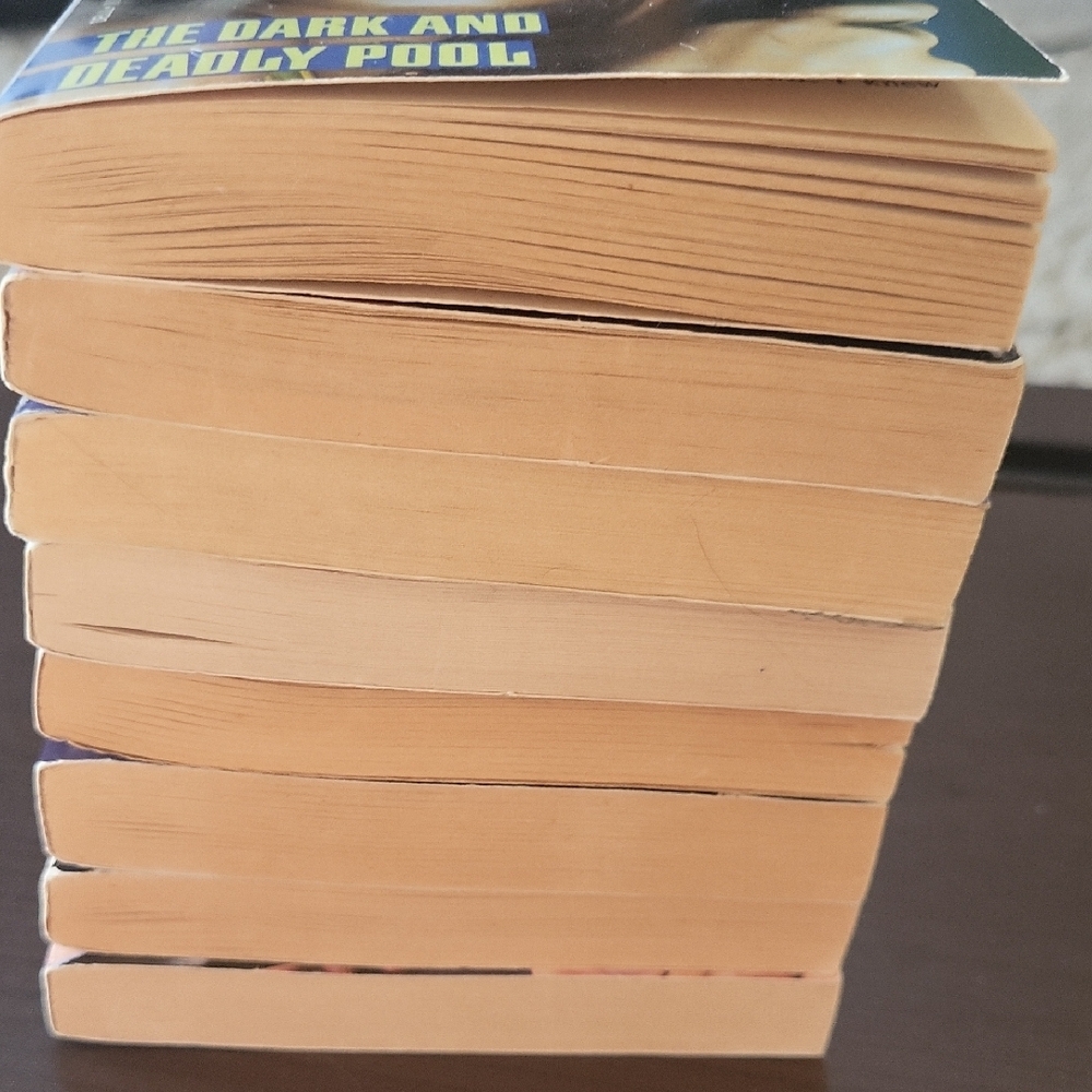 Vintage Mystery Paperback Book Set By Joan Lowery Nixon - Picture 14 of 16